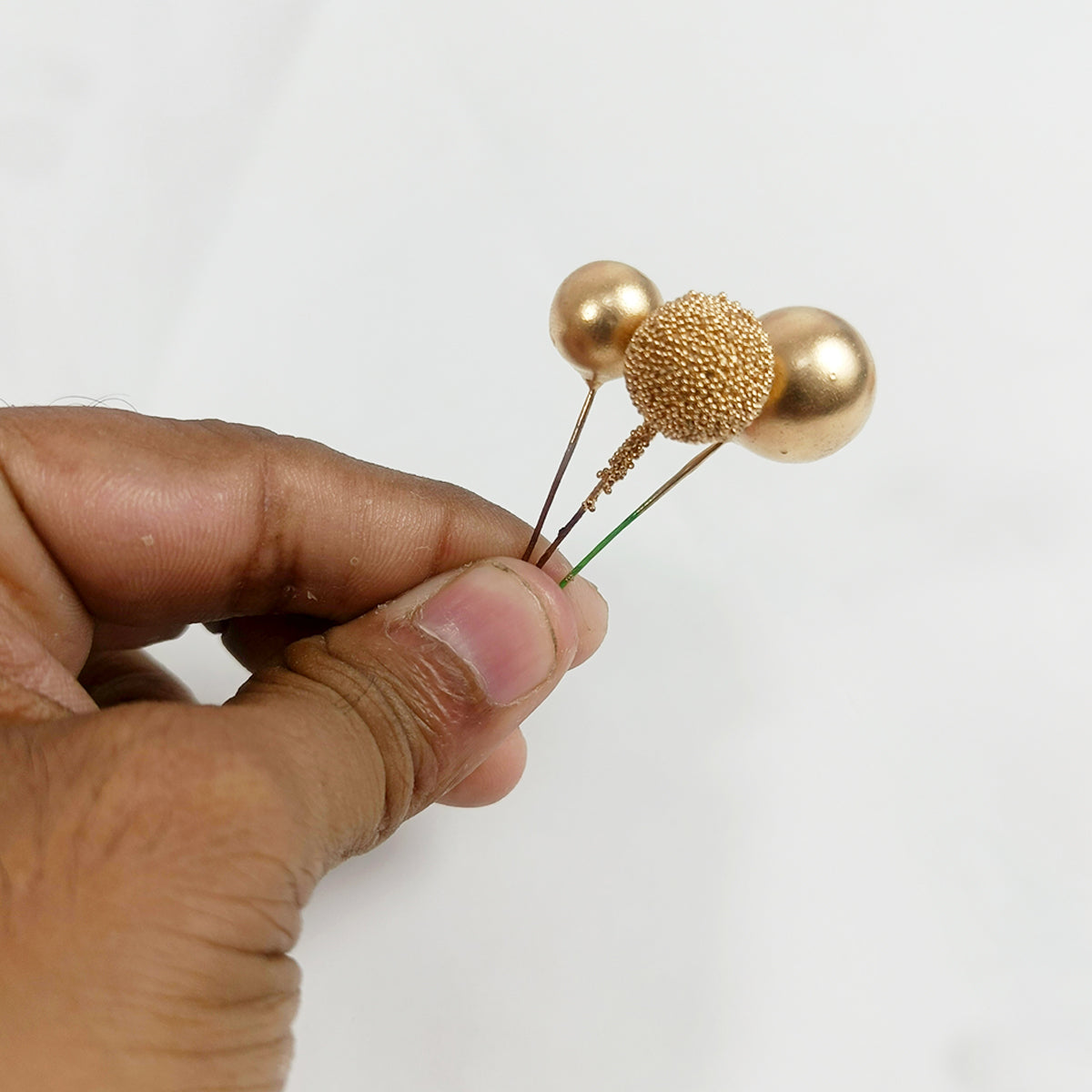 Faux Cake Decoration Balls β Decorative Foam Spheres for Cakes, Displays & Event Styling