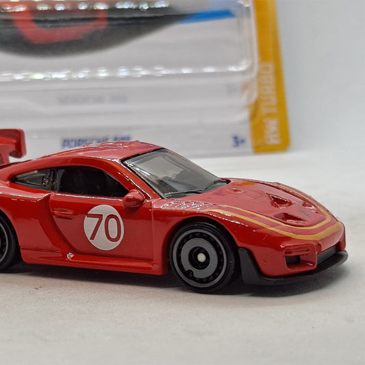 Hot Wheels Diecast Porsche 935, HW Turbo (2022) Series Model Toy Cars