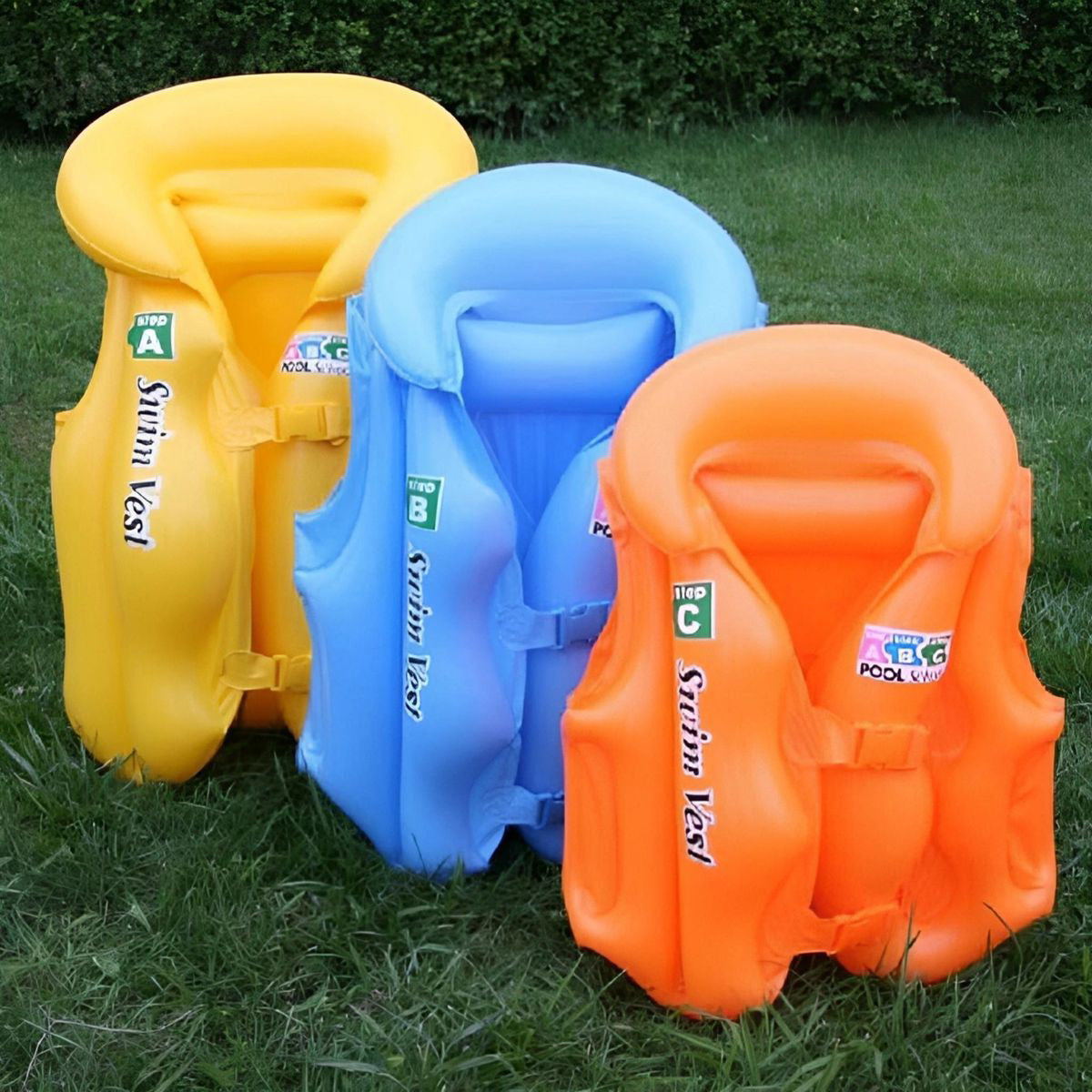 Inflatable Life Jacket for Kids - Medium Size / 6 to 9 Years