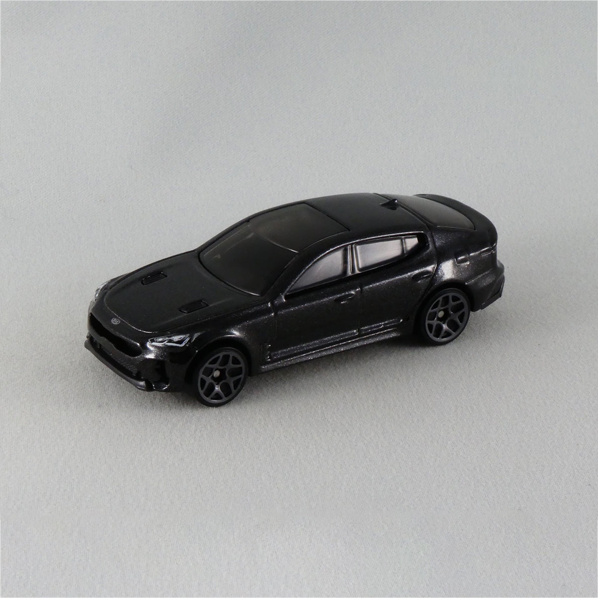 Hot Wheels Diecast 2019 KIA Stinger GT Model Toy Cars