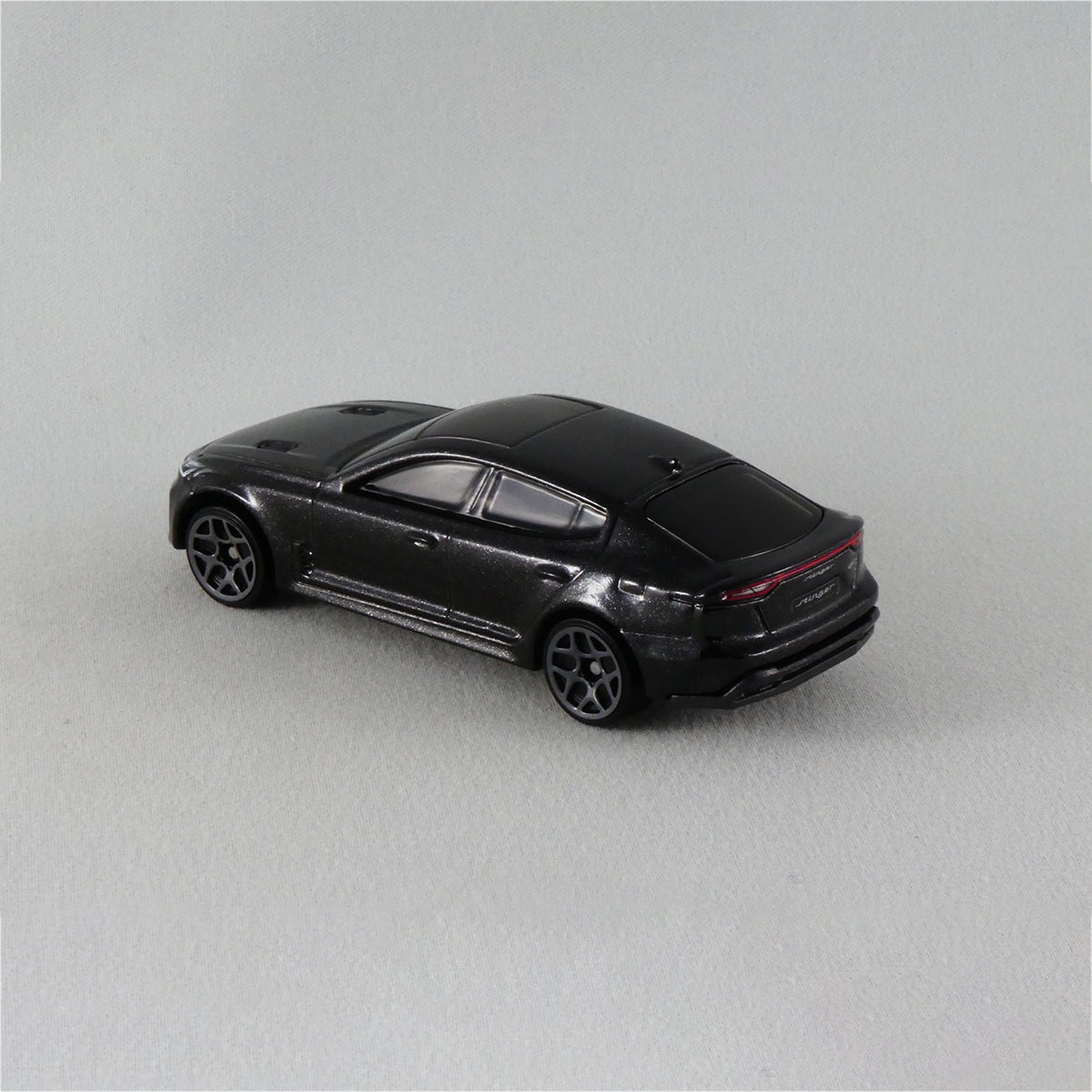 Hot Wheels Diecast 2019 KIA Stinger GT Model Toy Cars