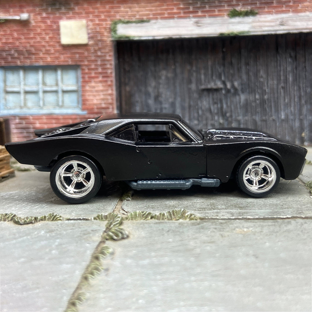 Diecast Hotwheels 2021 Batmobile Die-Cast Toy Car