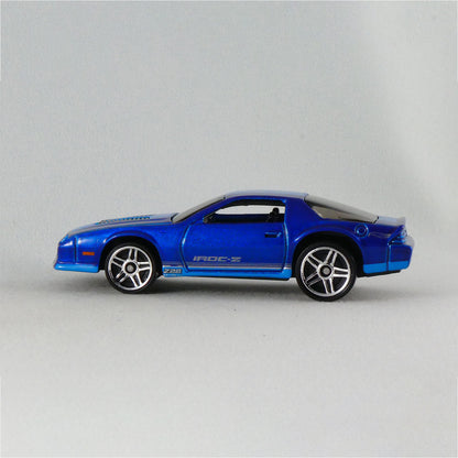 Hot Wheels Diecast 85 Chevrolet Camaro Iroc-Z, Muscle Mania (2021) Series Model Toy Cars
