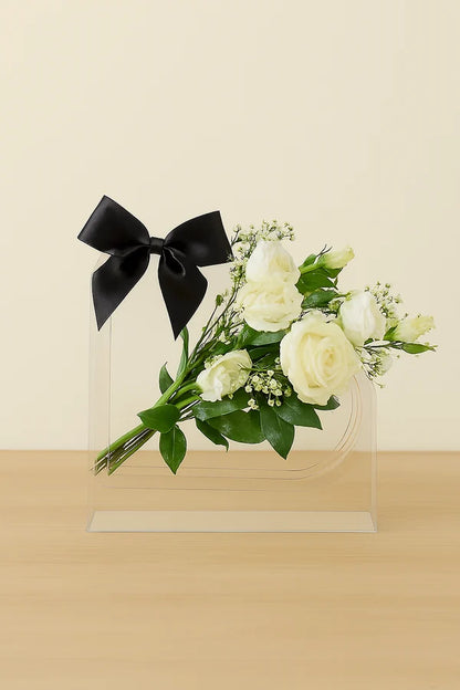 Heart-Shaped Transparent PET Flower Bouquet Bag with Handle – Clear Romantic Rose Packaging Bag for Flower Arrangements, Gift Wrapping, Valentine’s Day, Anniversary, Wedding & Special Occasions
